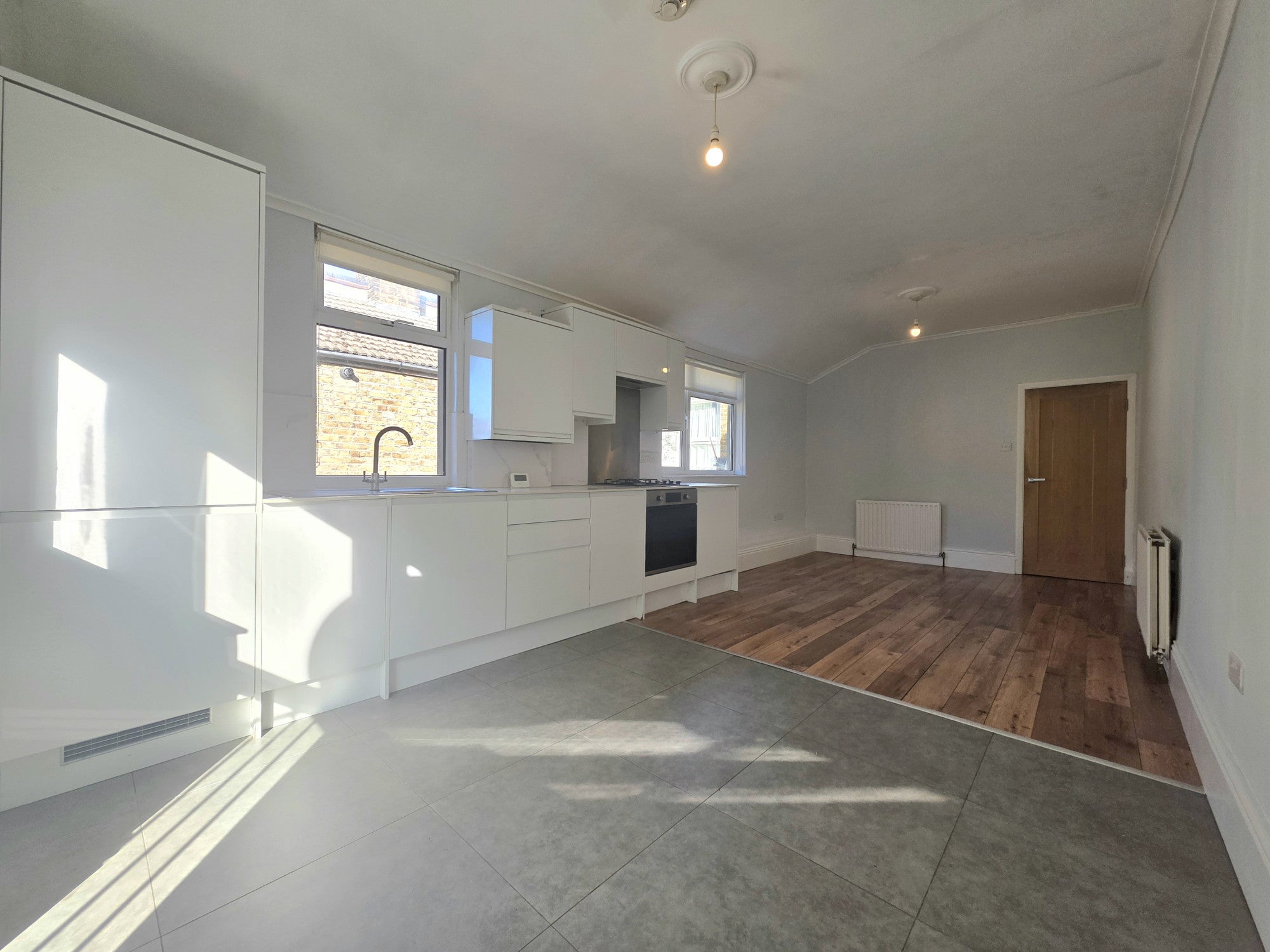 Flat Sangley Road in Greater London