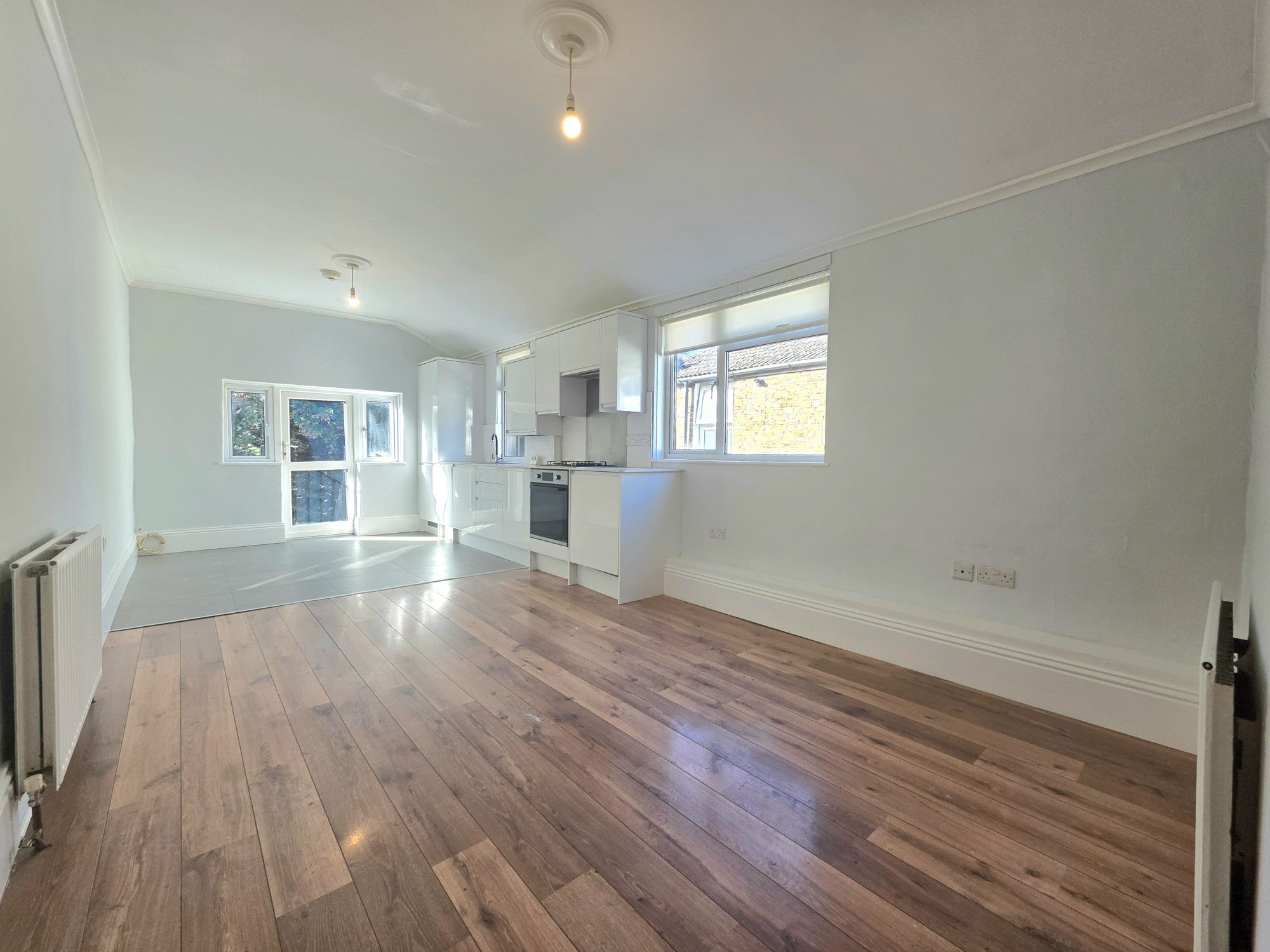 Flat Sangley Road in Greater London