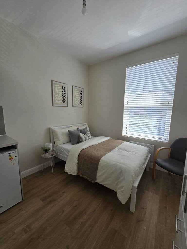Flat Marlborough Road in Greater London