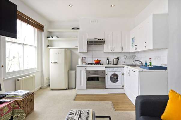 Flat Moorhouse Road in City of Westminster