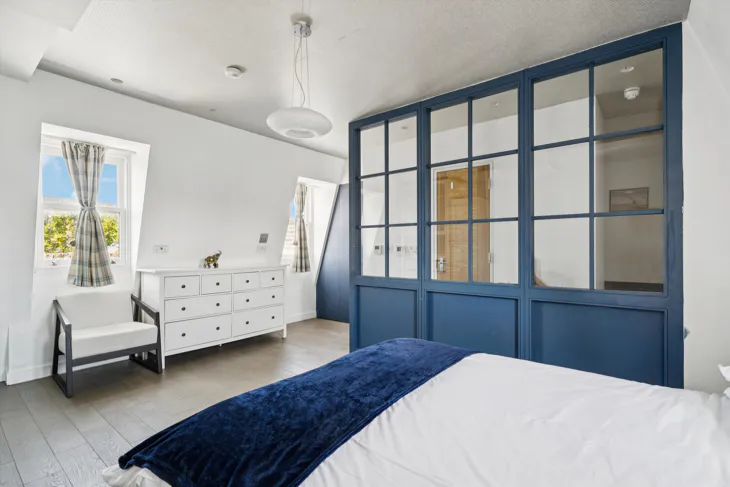 Flat Caledonian Road in Greater London
