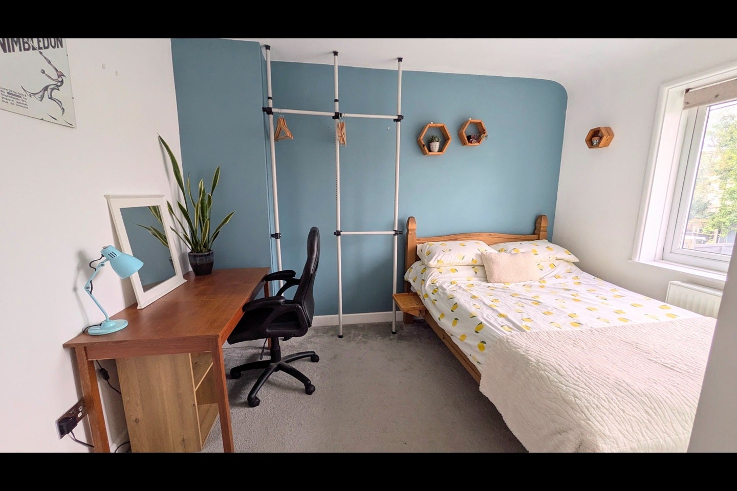 Room Beeleigh Road in Greater London