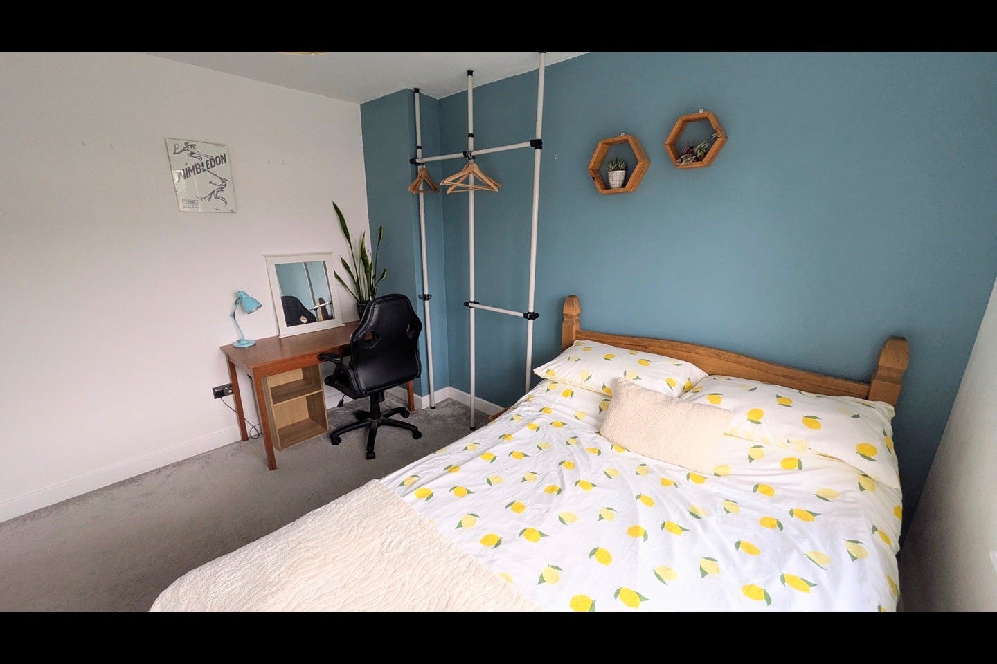 Room Beeleigh Road in Greater London