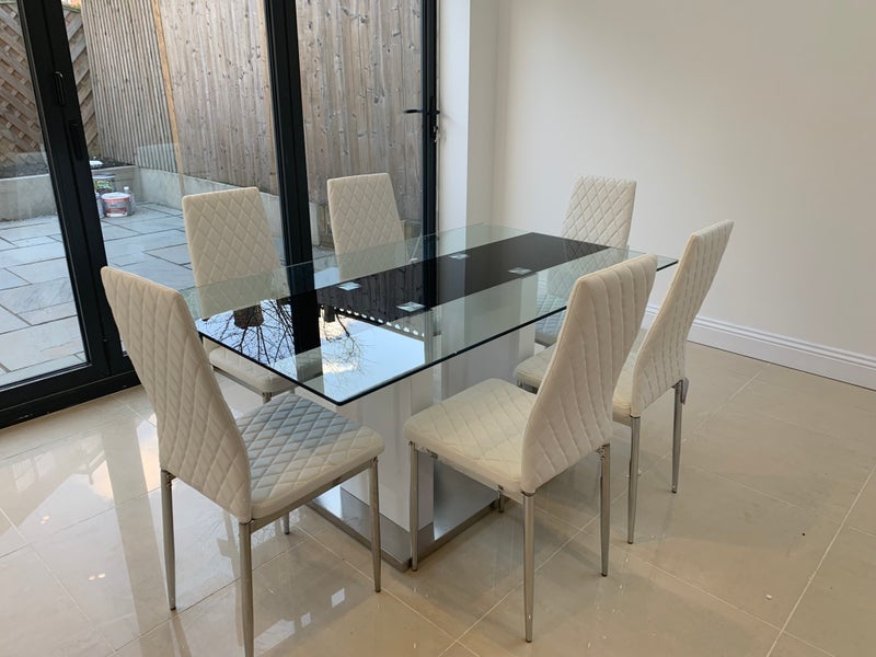 Room Friern Road in Greater London