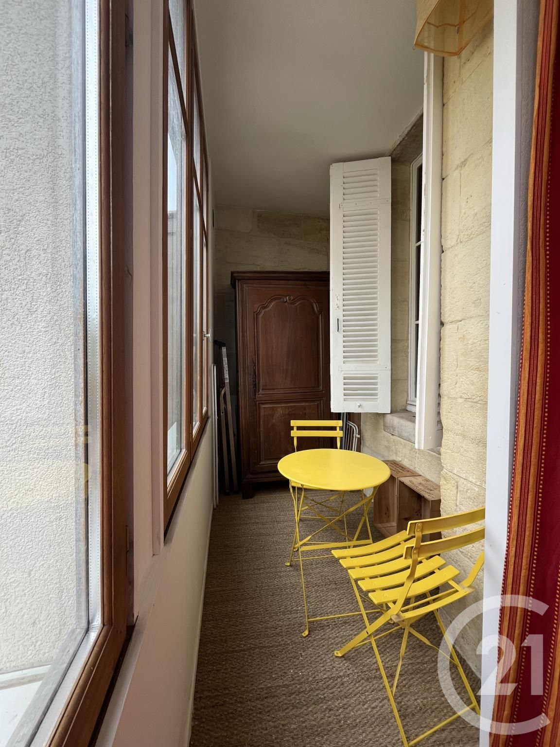 Appartement Place des Capucins à Bordeaux