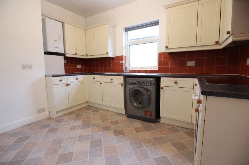 Flat Fletton Avenue in Peterborough