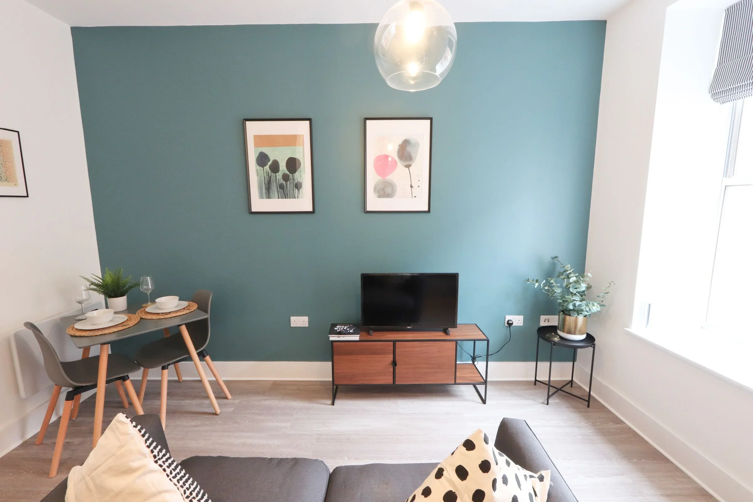 Flat Baldwin Street in Bristol