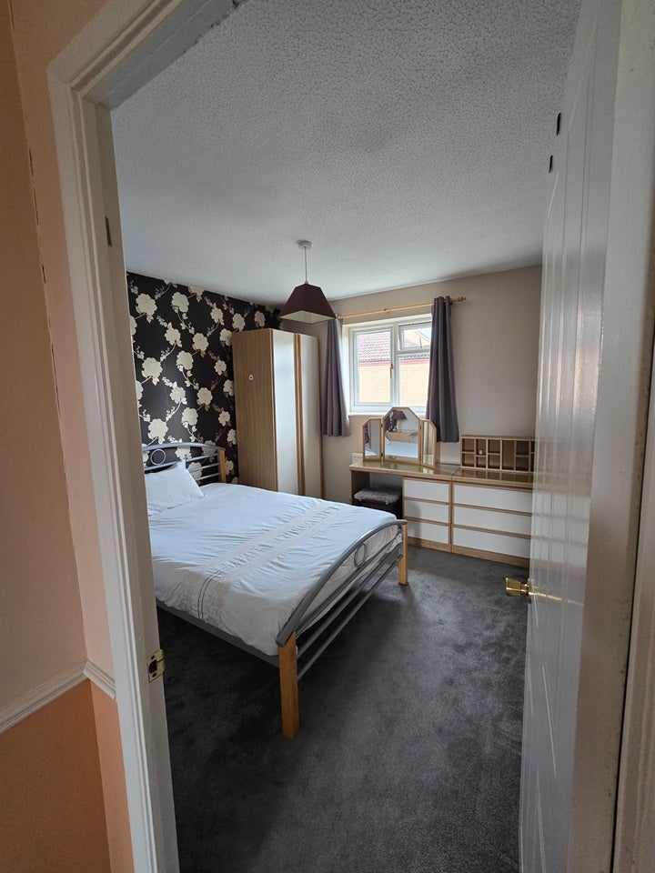 Room Westbourne Drive in Stroud