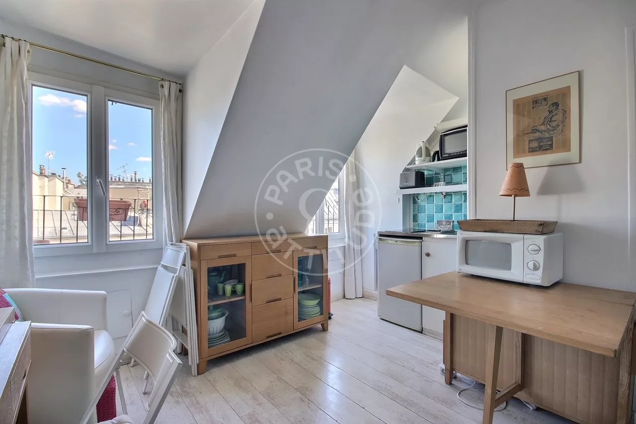Appartement Rue du Cherche-Midi à Paris