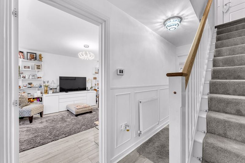 House Rayon Close in Bolton