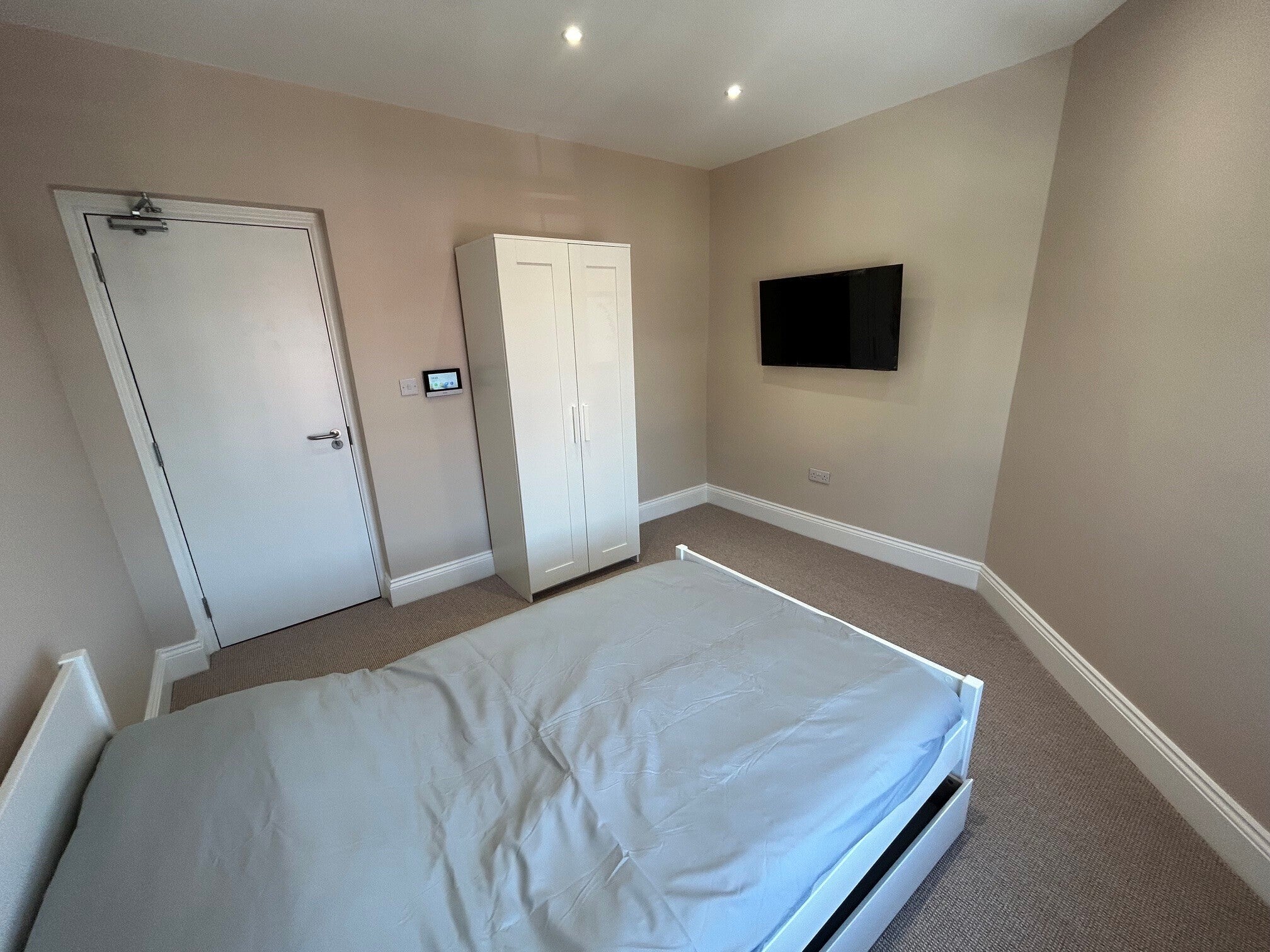 Flat Litherland Road in Bootle