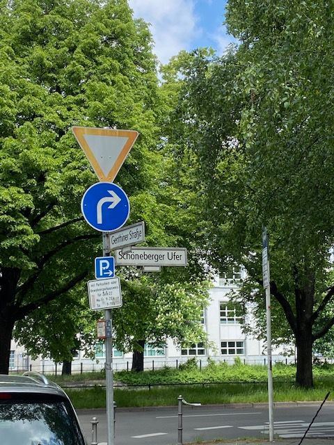 Wohnung Genthiner Straße in Berlin