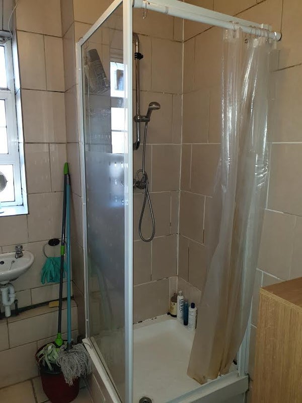 Room Rainhill Way in Greater London