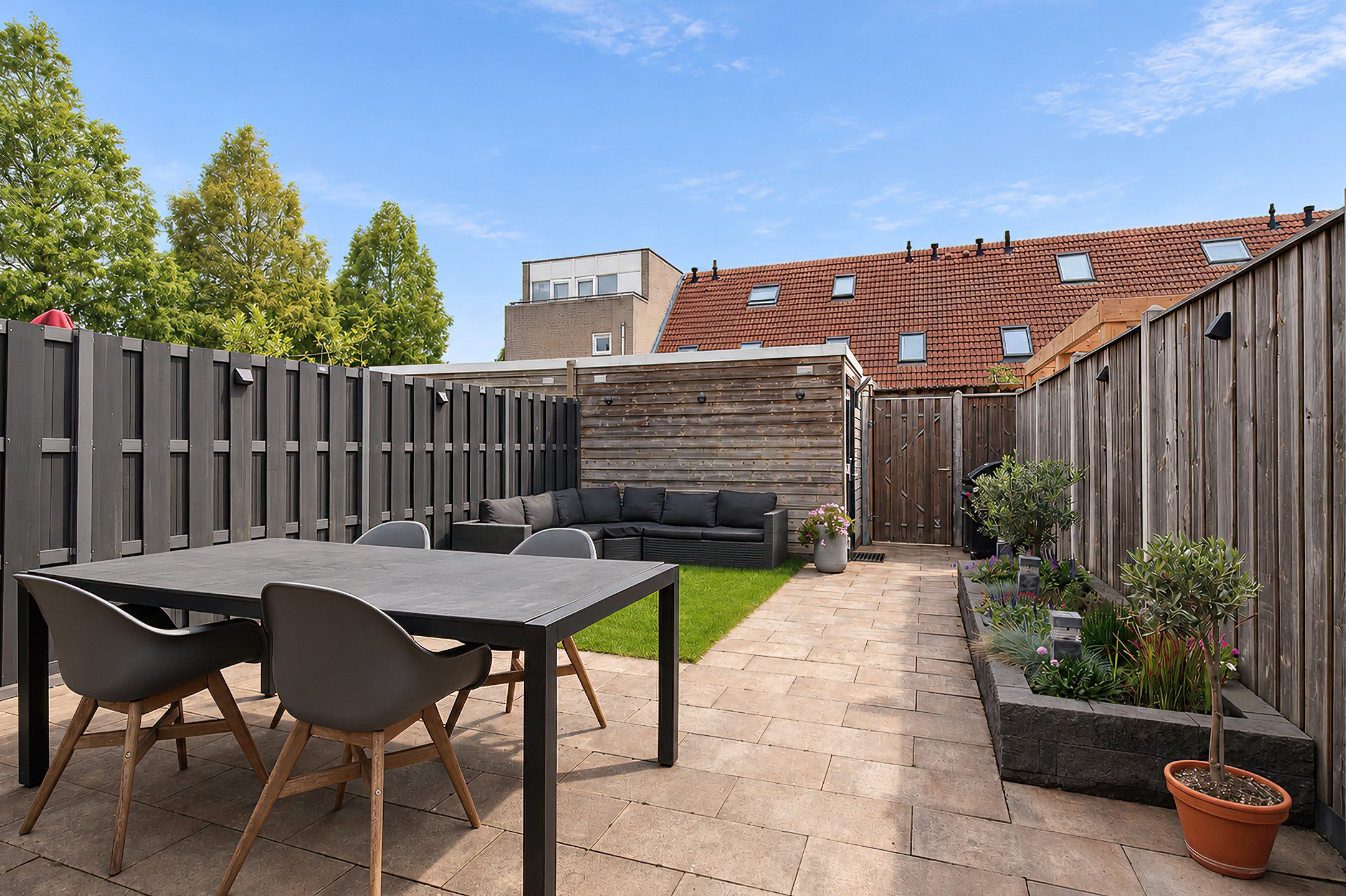 Tussenwoning te koop: Johanna Naberstraat 157, Culemborg