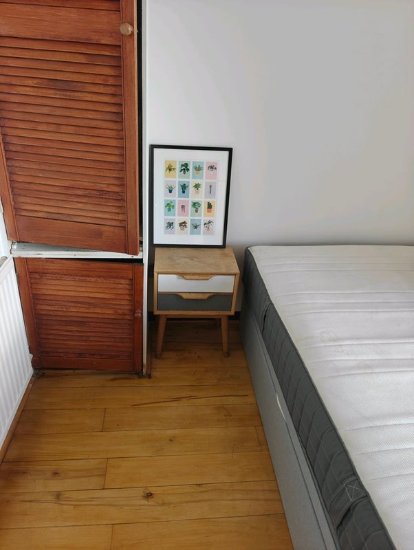 Room Dawes Road in Greater London