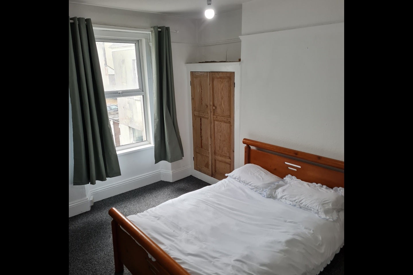 Room Wake Street in Plymouth