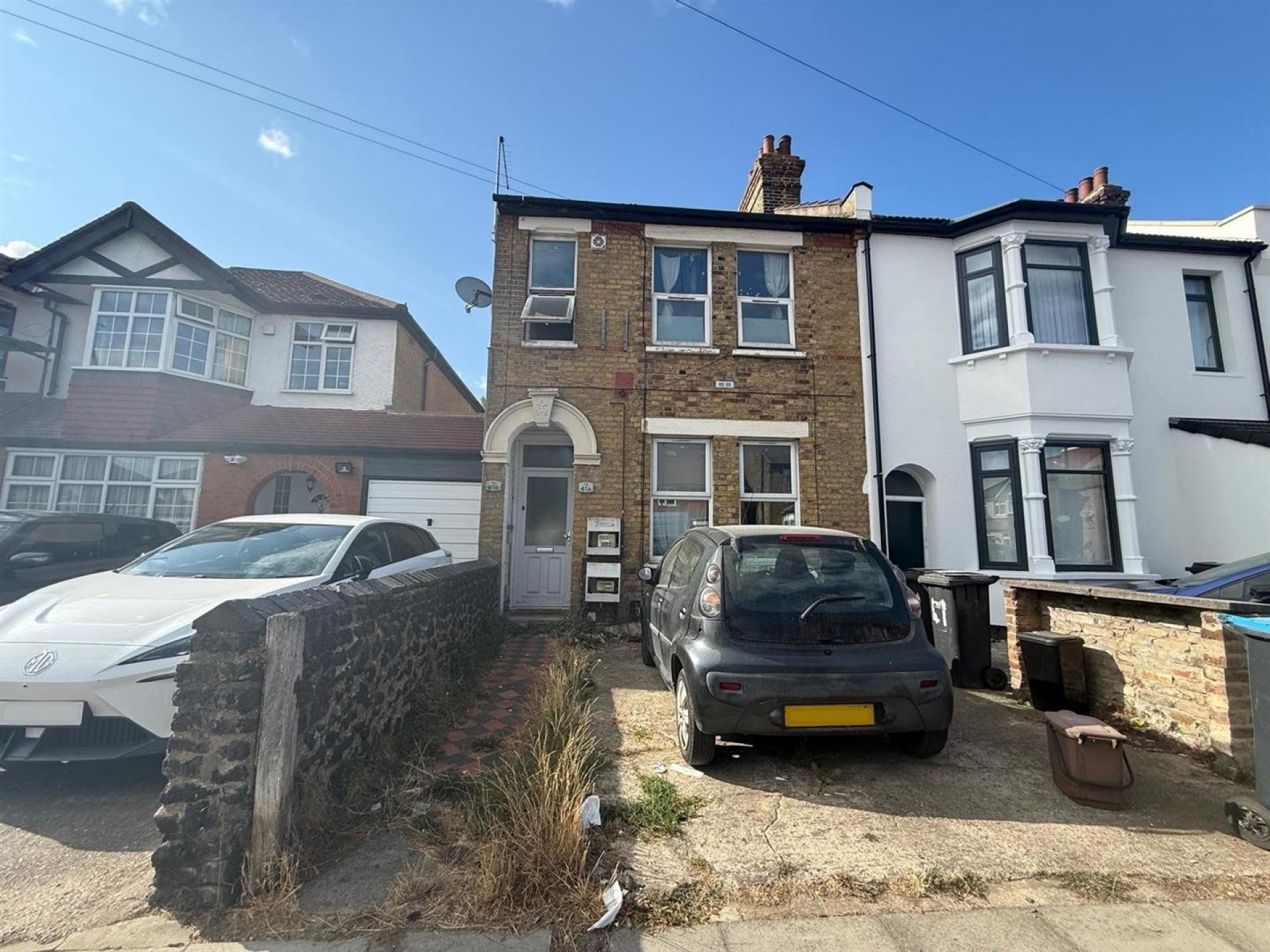 Flat Park Road in Greater London