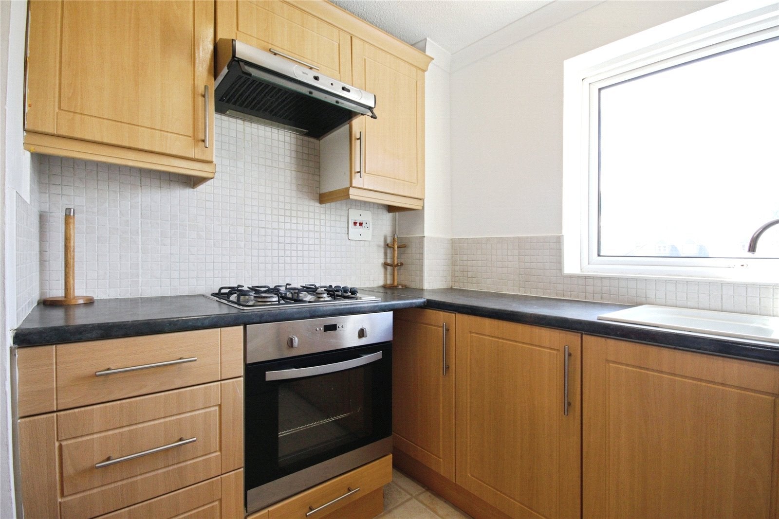 Flat Riseley Road in Maidenhead