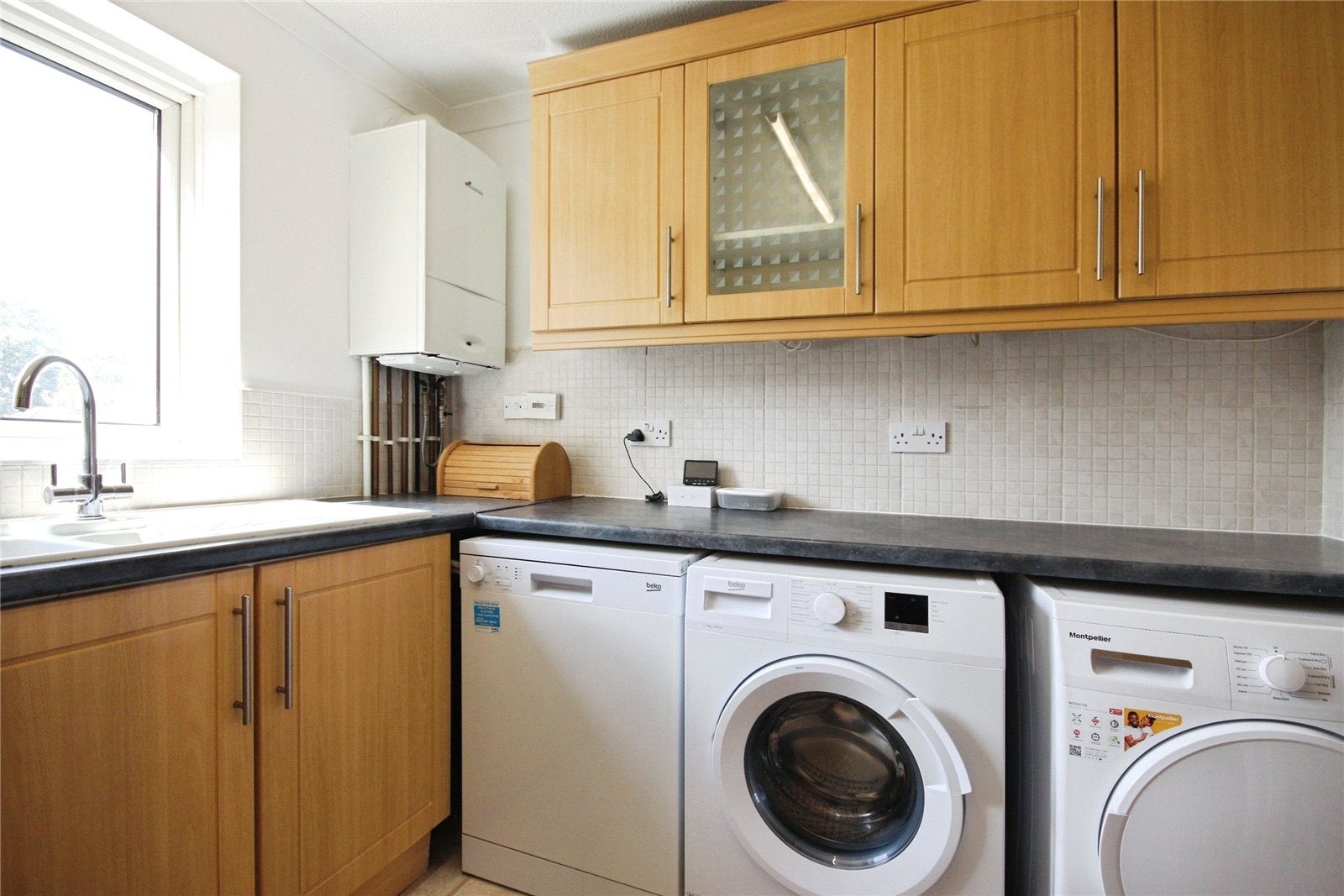 Flat Riseley Road in Maidenhead