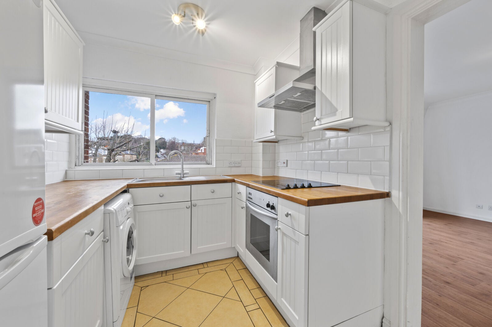 Flat Nursery Road in Greater London