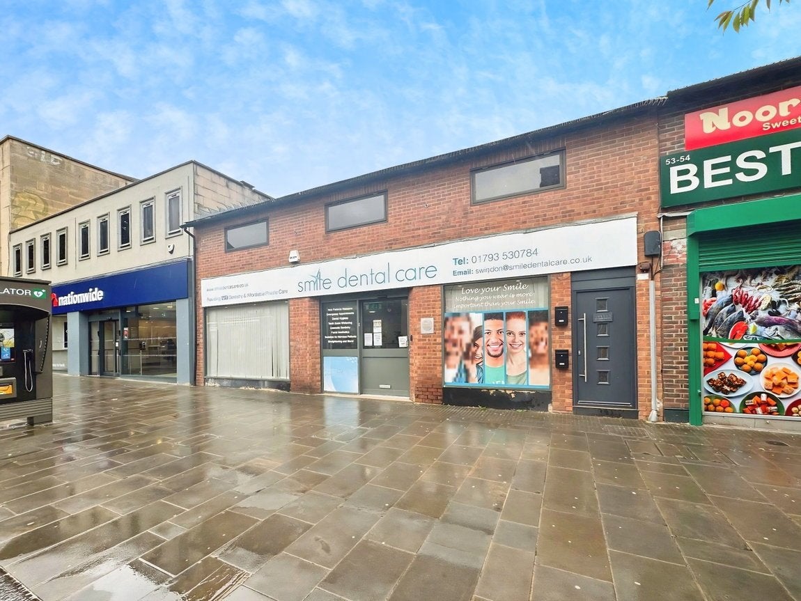 Flat Regent Street in Swindon