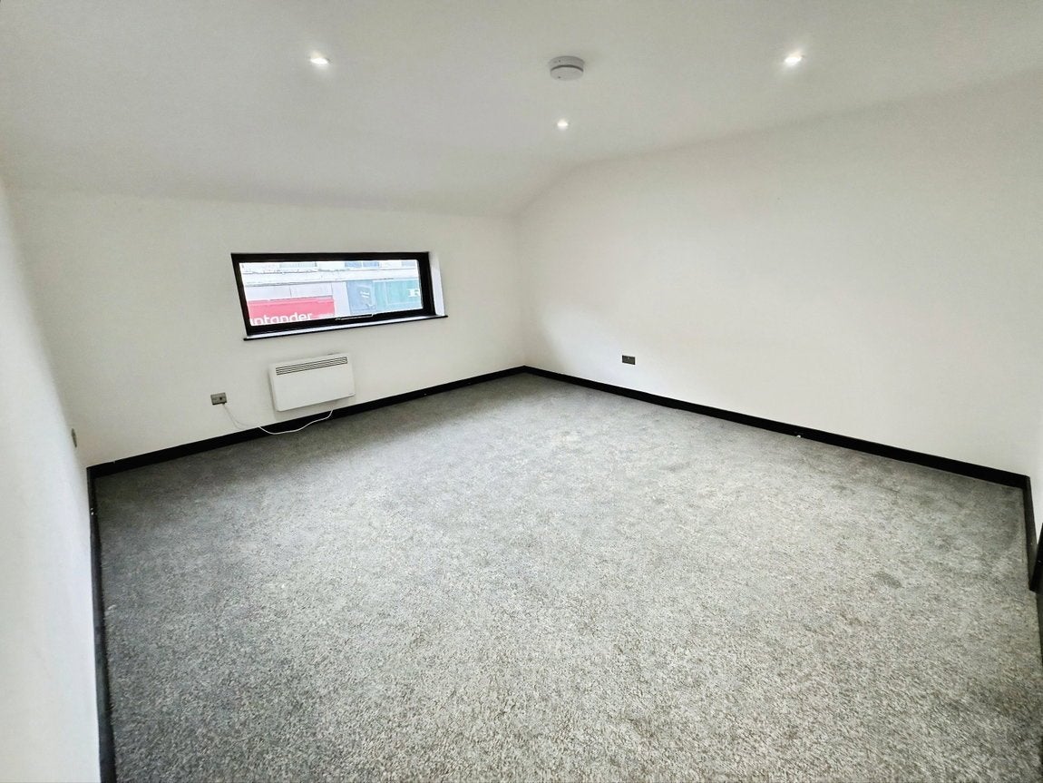 Flat Regent Street in Swindon