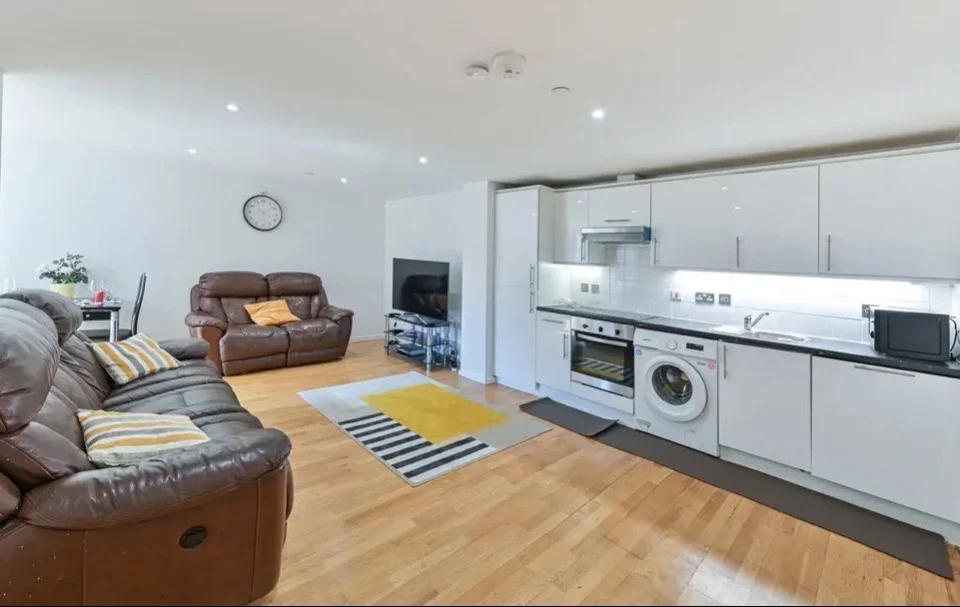 Flat Camberwell Road in Greater London