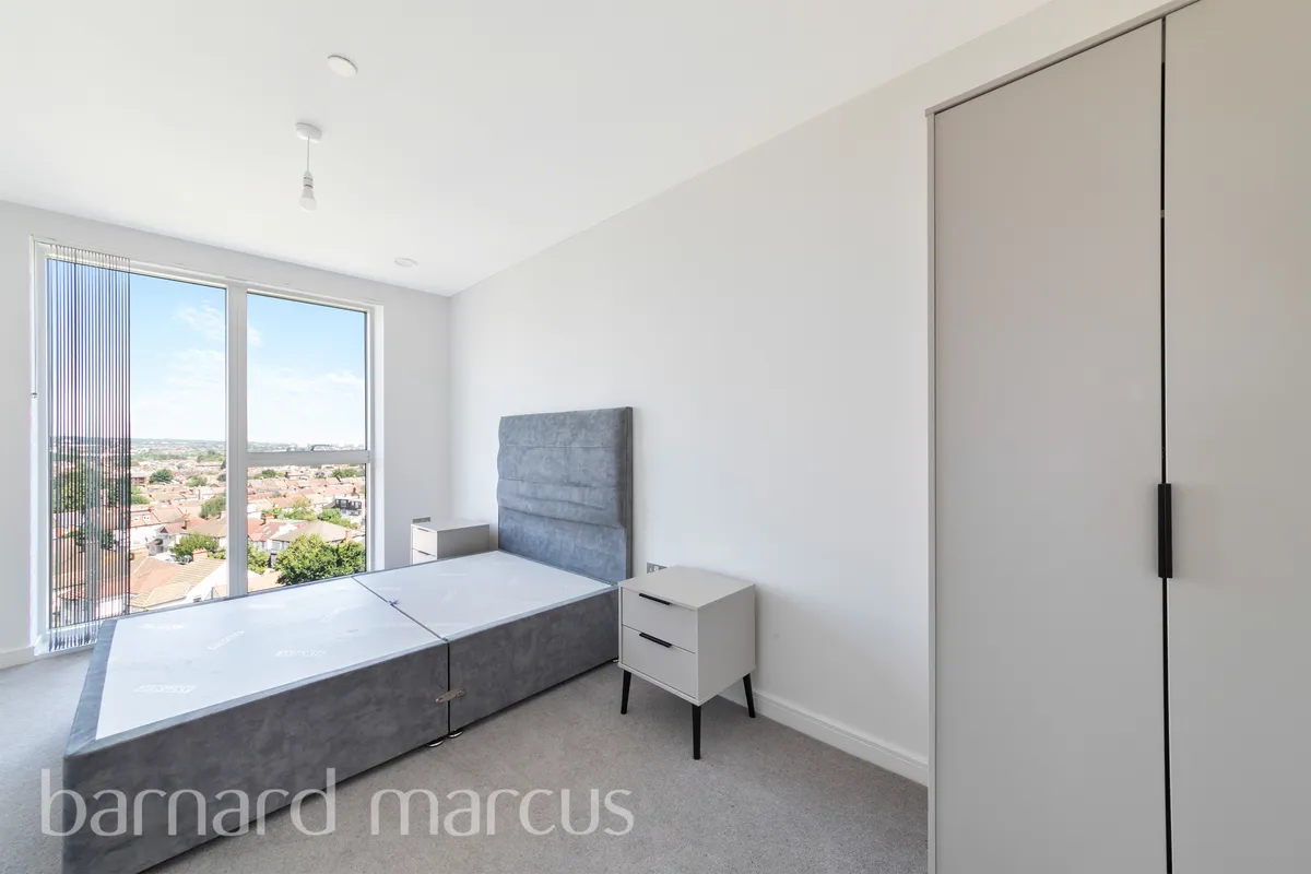 Flat Addiscombe Road in Greater London