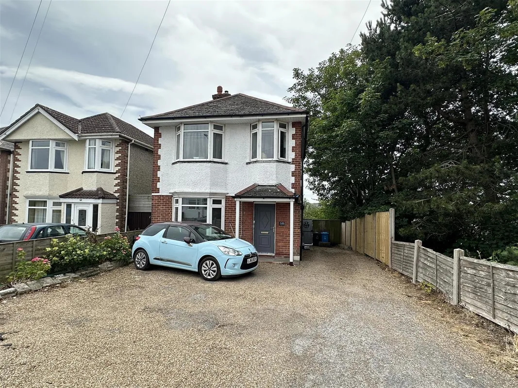 Flat Herbert Avenue in Poole