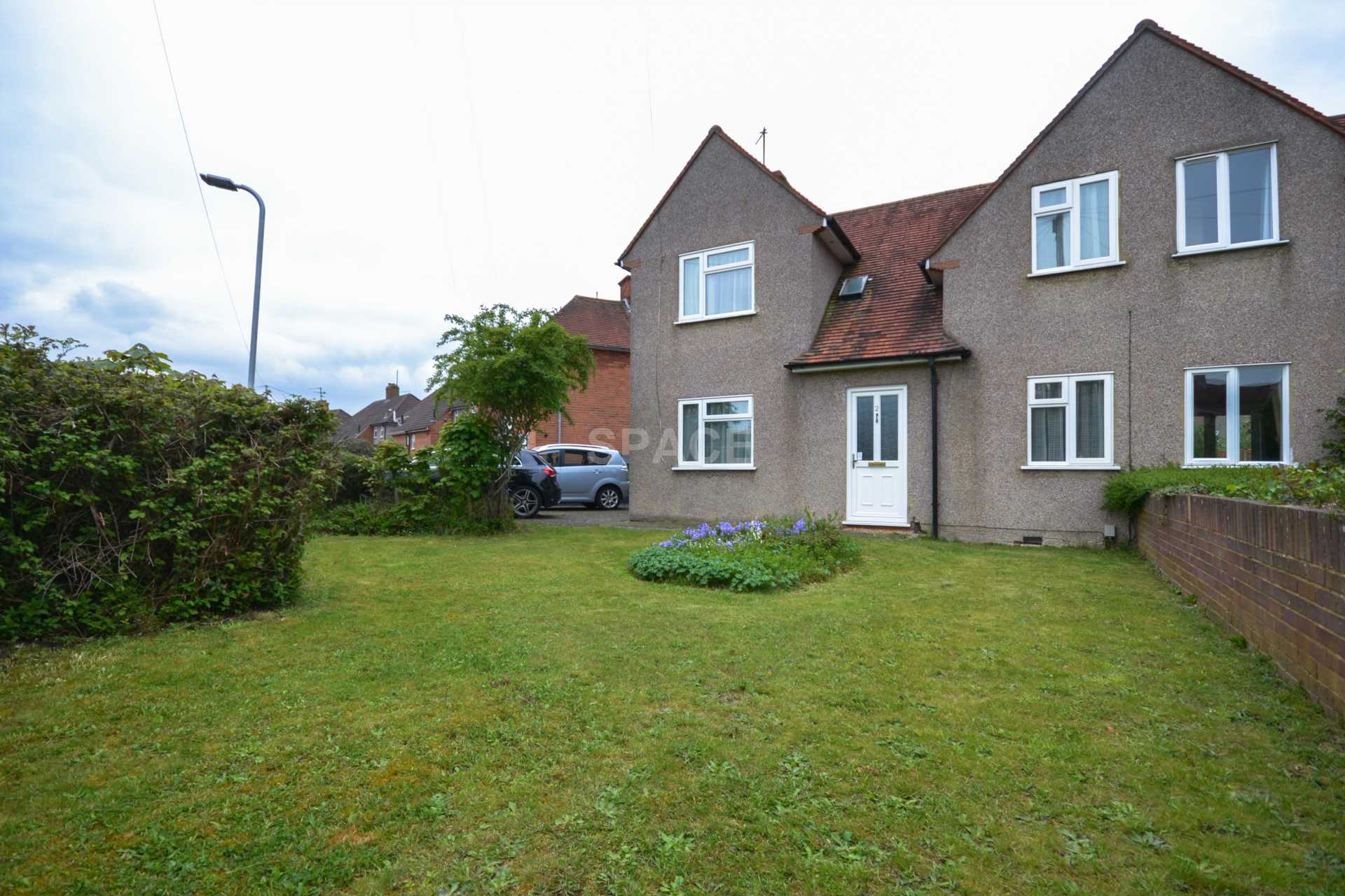 House Hazel Crescent in Reading