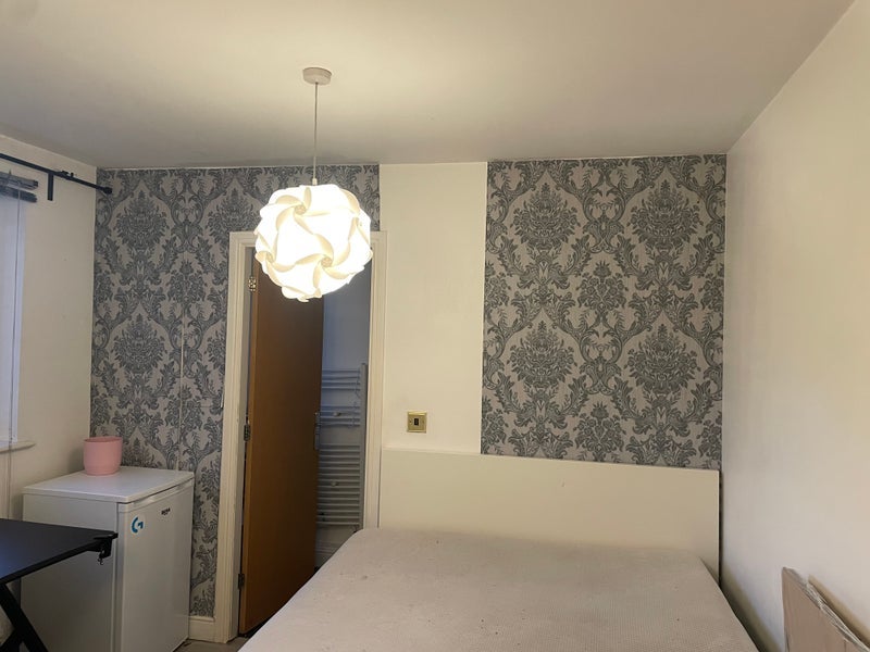 Room Bankwell Street in Manchester