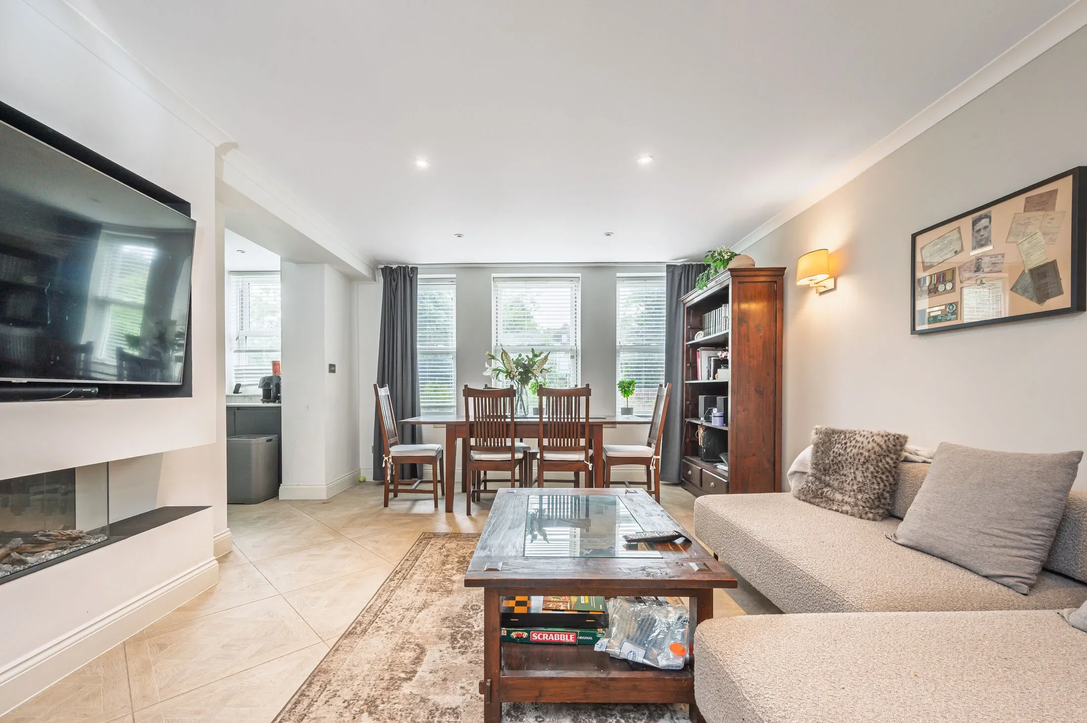 Flat Woodstock Road in Greater London