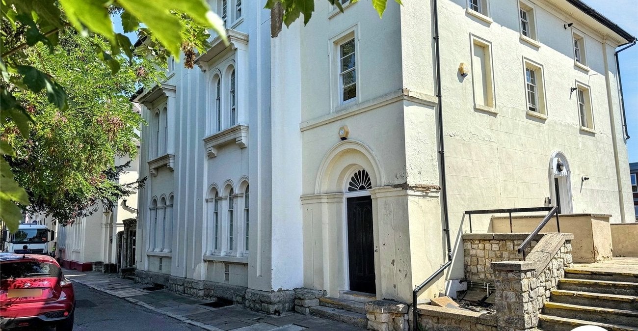 Flat Tonbridge Road in Maidstone