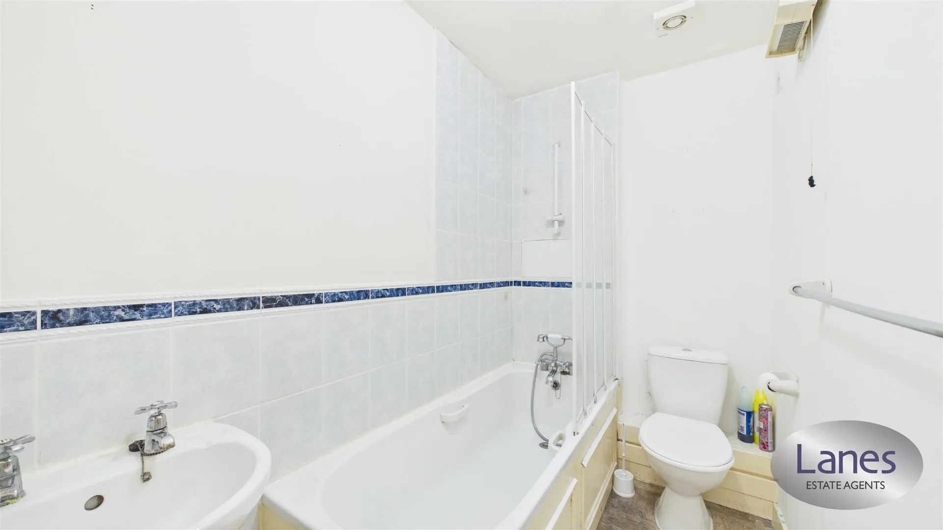 Flat Genotin Road in Greater London