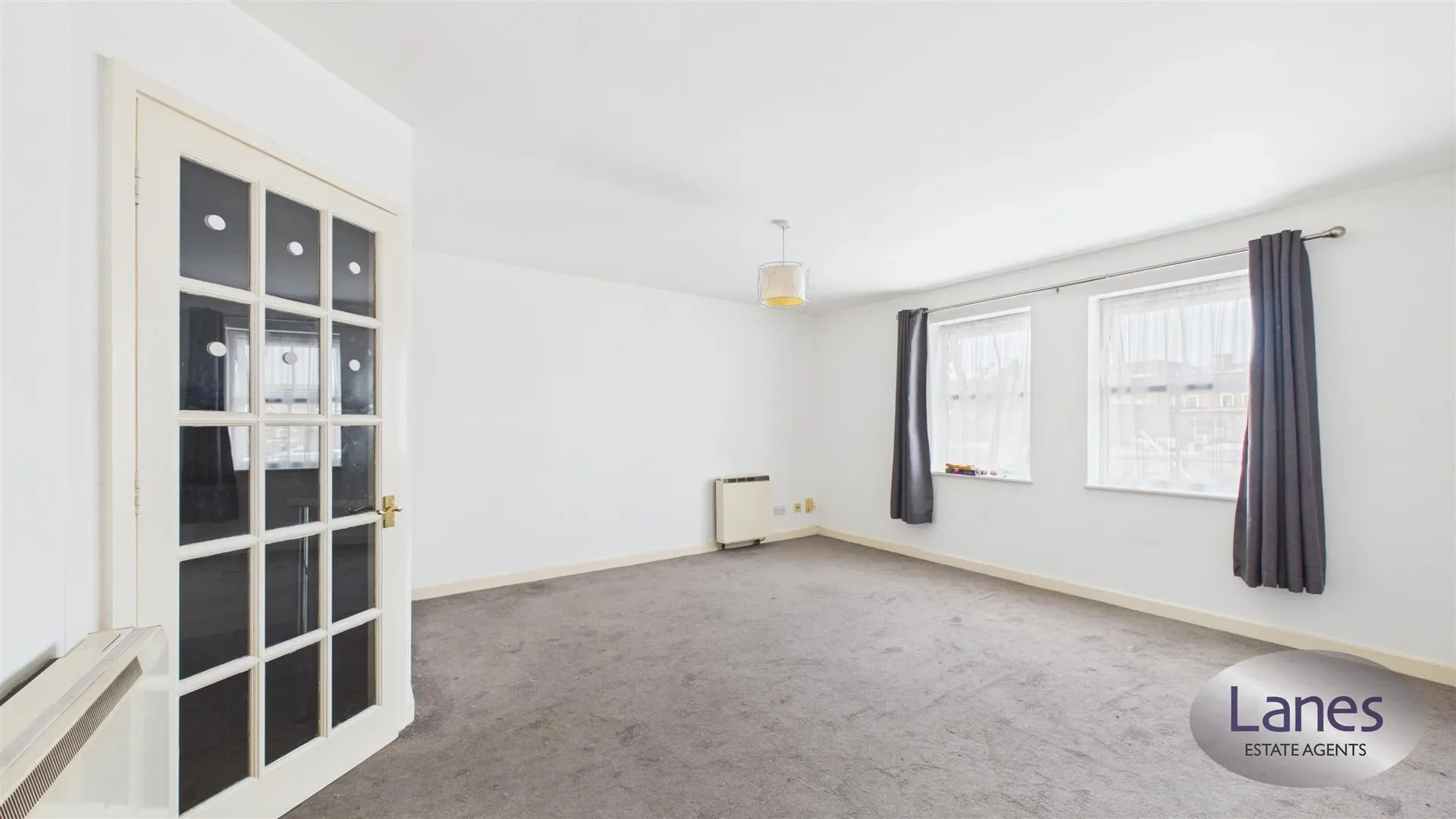 Flat College Road in Cheshunt