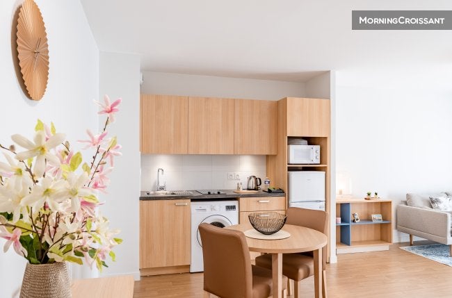Flat Avenue Marcel Dassault in Rochefort