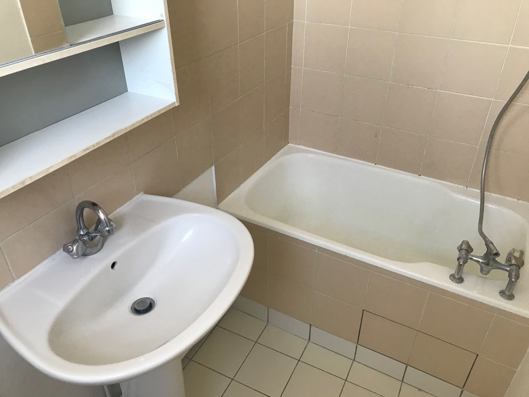 Flat Rue Henri Huchard in Paris