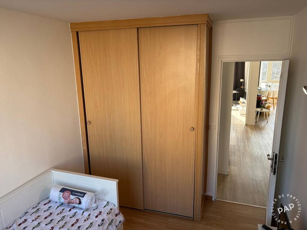 Room Rue Georges Millandy in Meudon