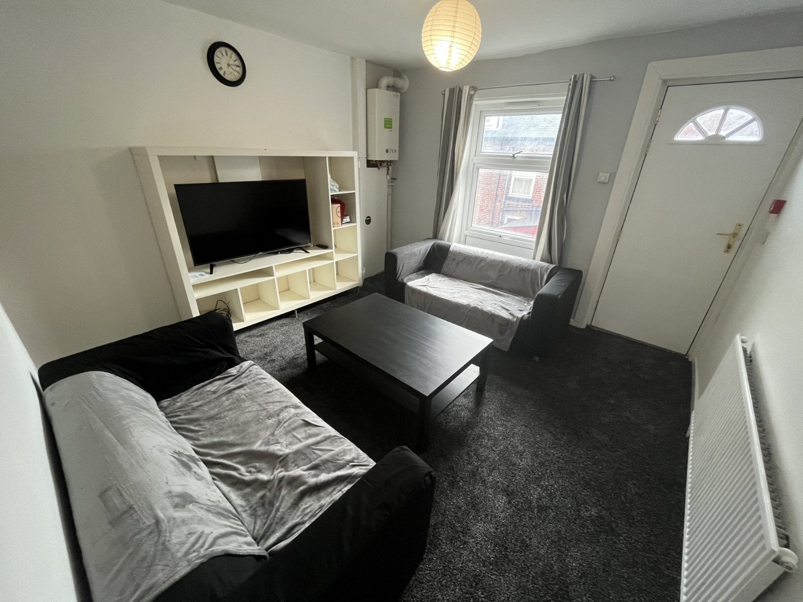 House Burley Lodge Terrace in Leeds