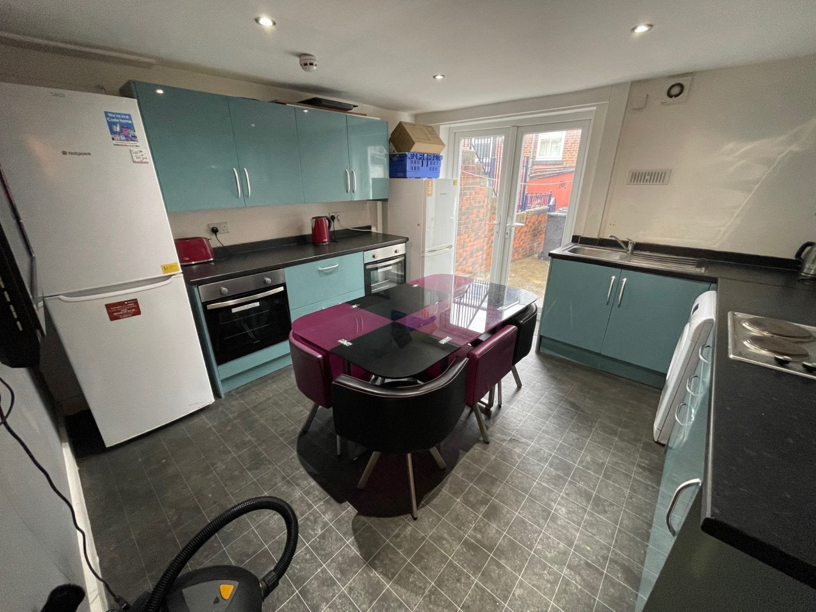 House Burley Lodge Terrace in Leeds