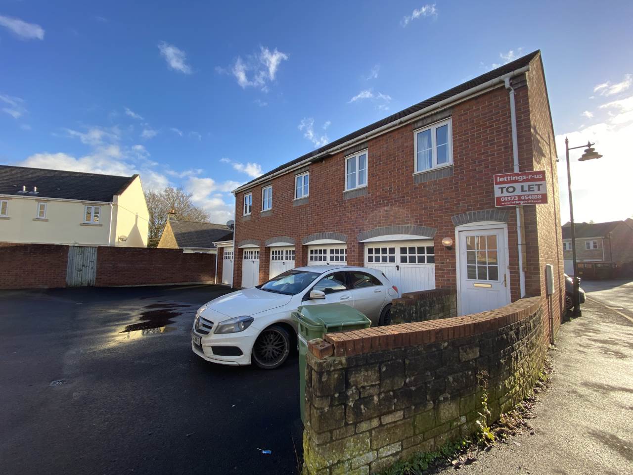 House Henley Way in Frome