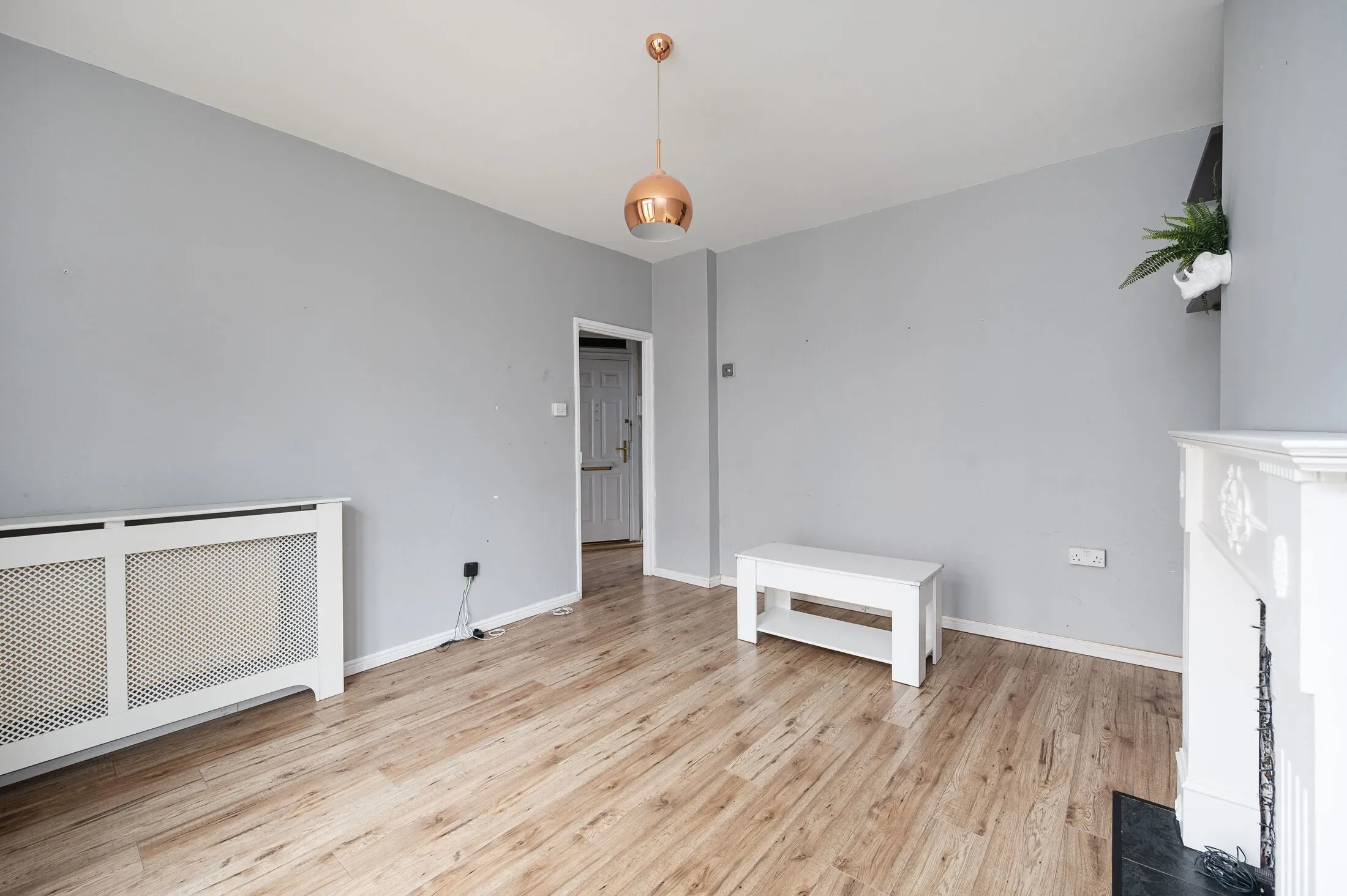 Flat Turin Street in Greater London