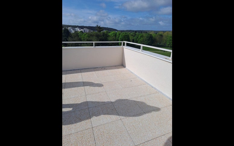 Flat Rue de l'Avre in Les Clayes-sous-Bois