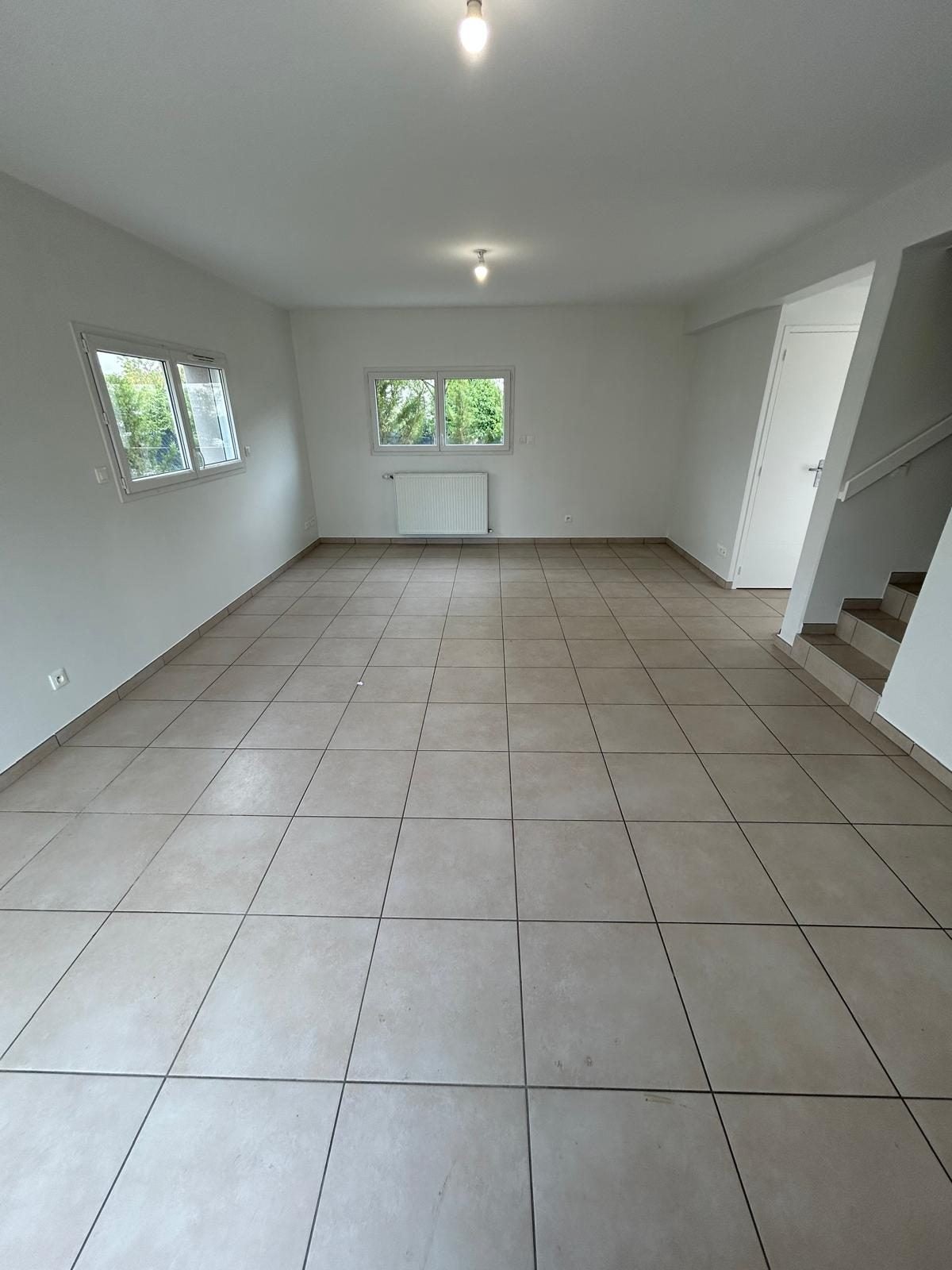 House D 208a in L'Isle-d'Abeau