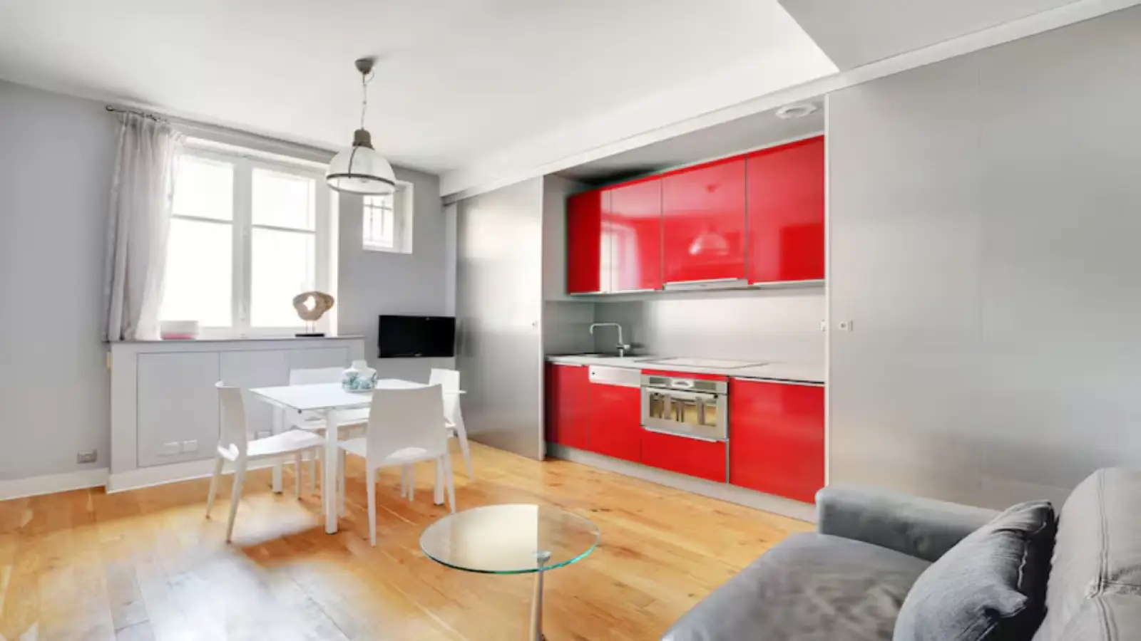 Appartement Rue de Ponthieu à Paris