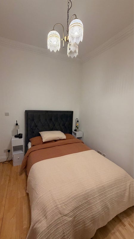 Flat Kensington Gardens Square in City of Westminster