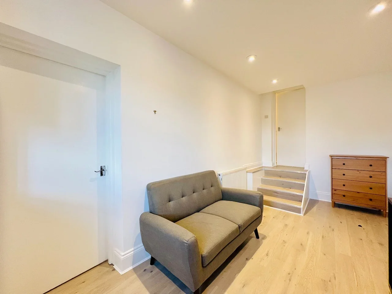 Flat New Park Road in Greater London