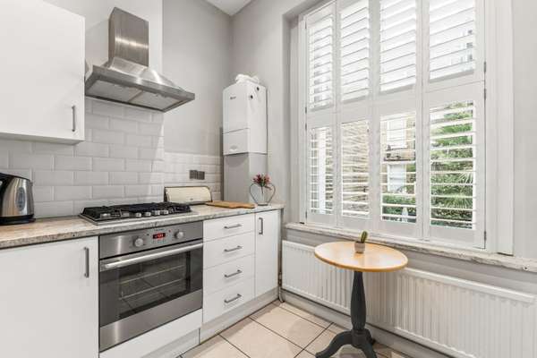 Flat Moorhouse Road in City of Westminster