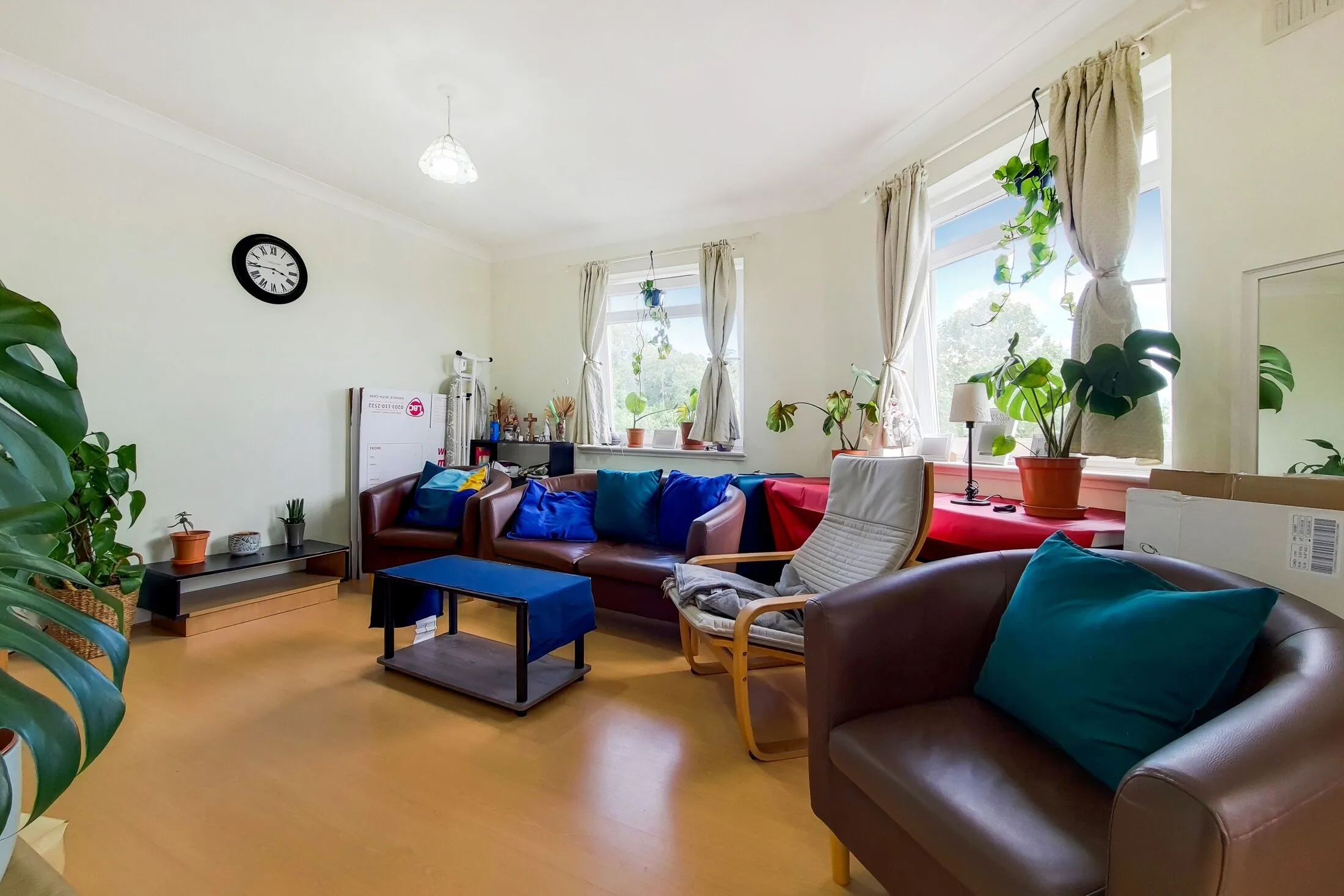 Flat Kingston Hill in Greater London
