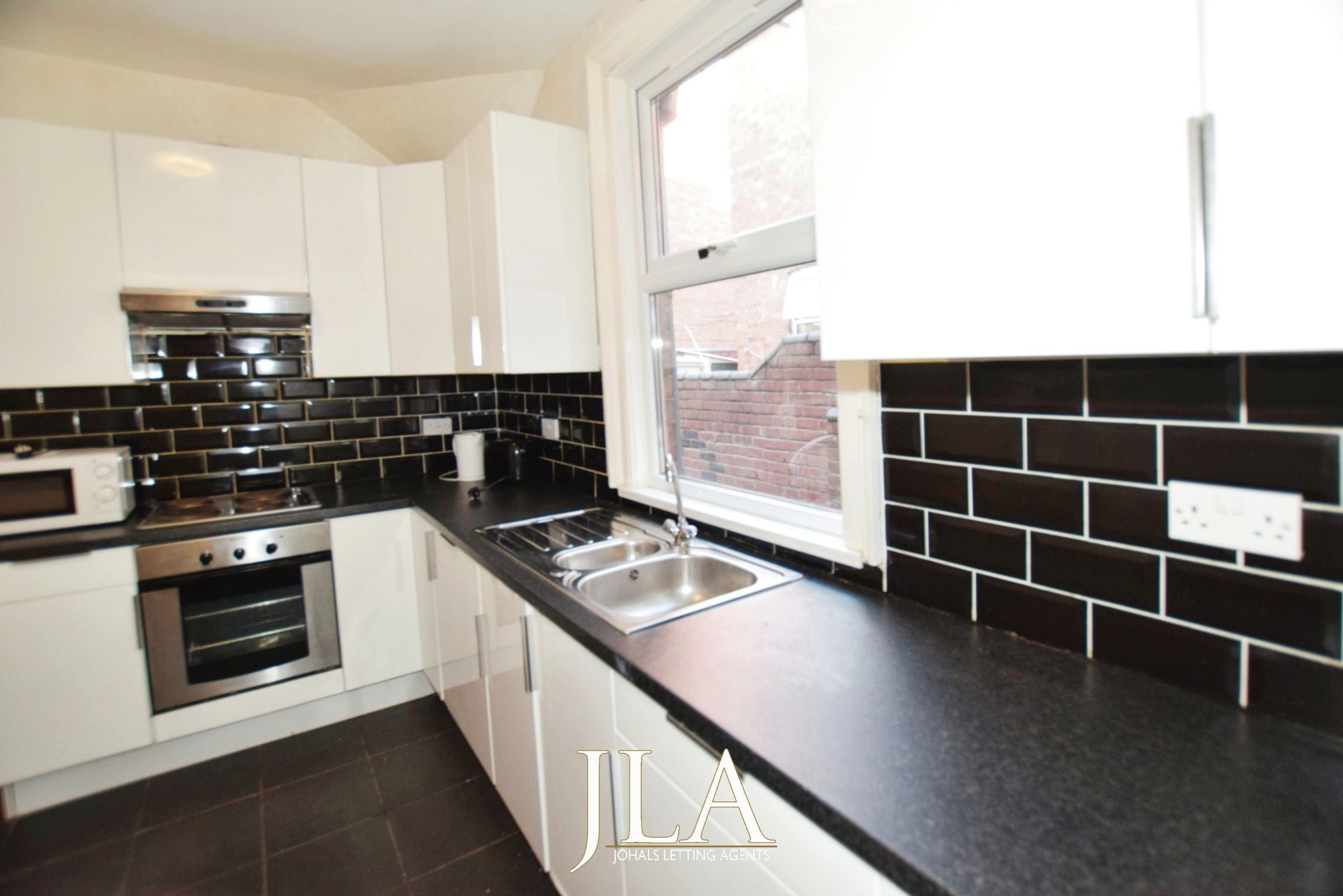 Flat St Albans Road in Leicester